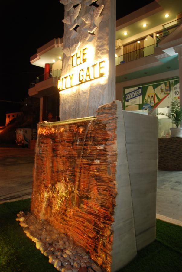 The City Gate Hotel Sarandë Exteriér fotografie