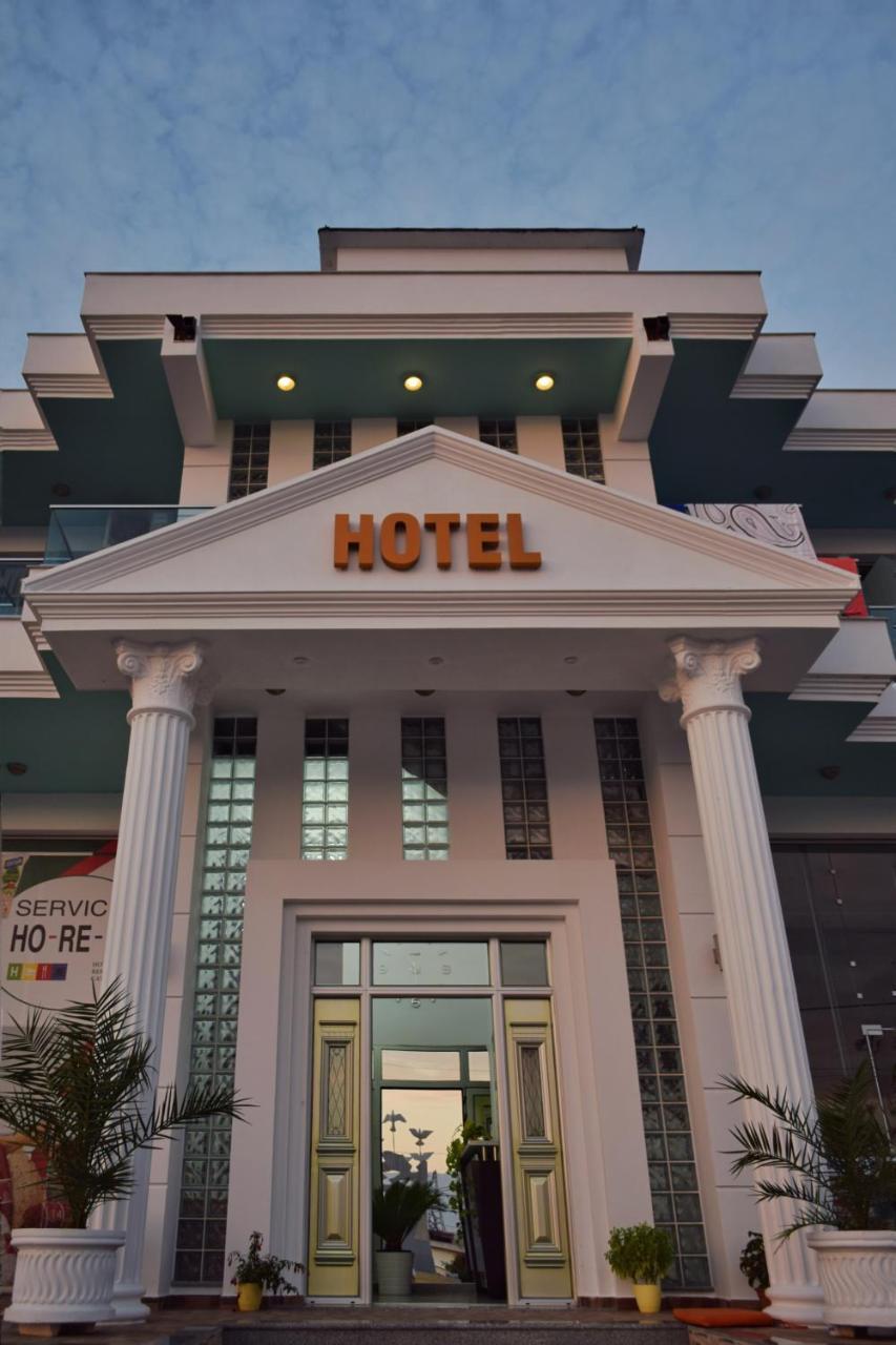 The City Gate Hotel Sarandë Exteriér fotografie